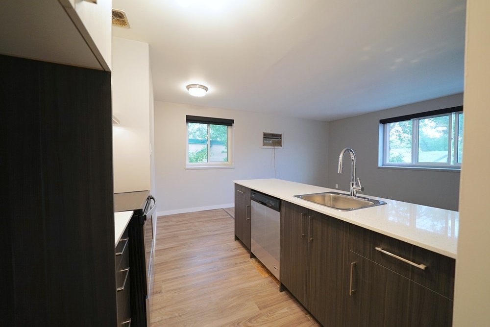295 Stradbrook Avenue - Photo 2