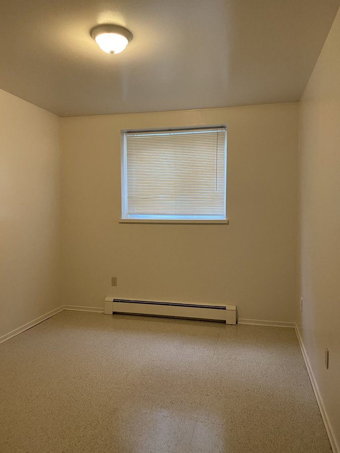 388 Wardlaw Avenue - Photo 10