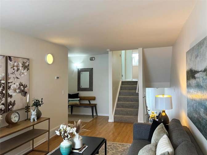 Nassau Street South - Photo 2