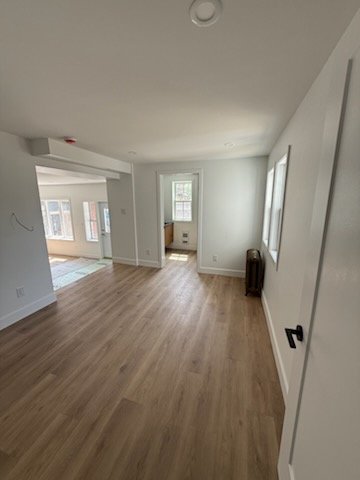802 Grosvenor Avenue - Photo 2