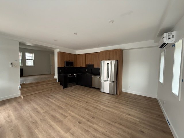 802 Grosvenor Avenue - Photo 3