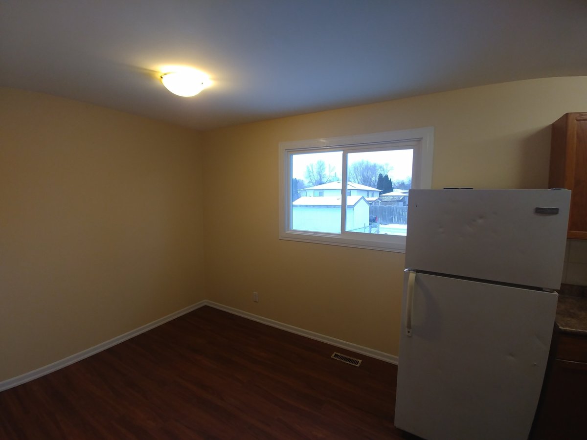 748 Sheppard Street - Photo 3