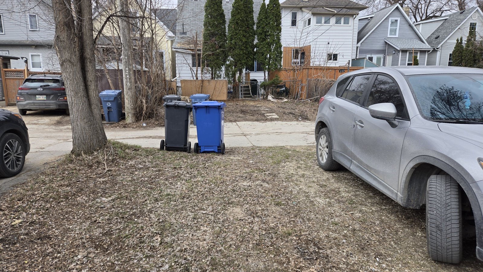 138 Arnold Avenue - Photo 3