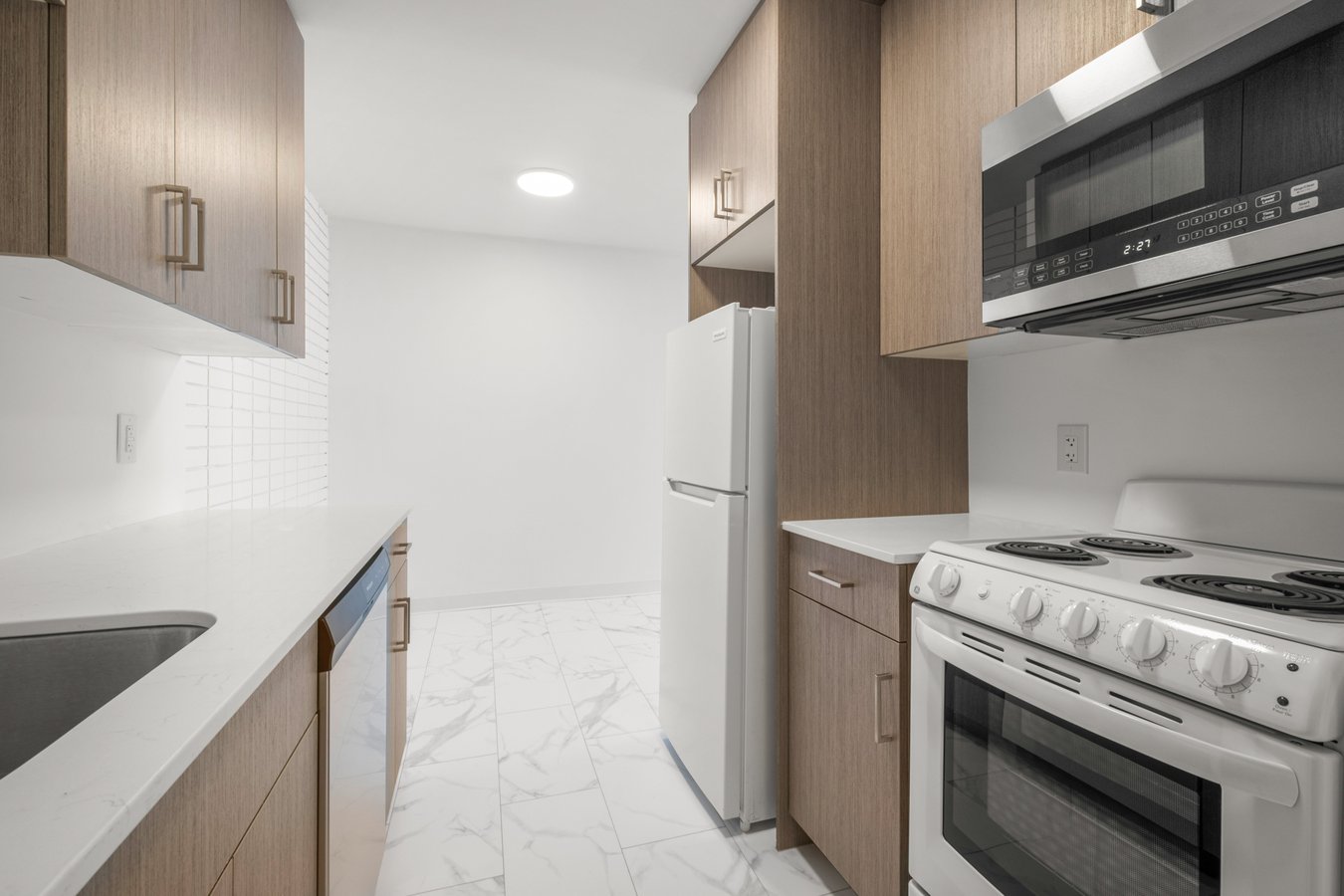 800 Beverley Street - Photo 12