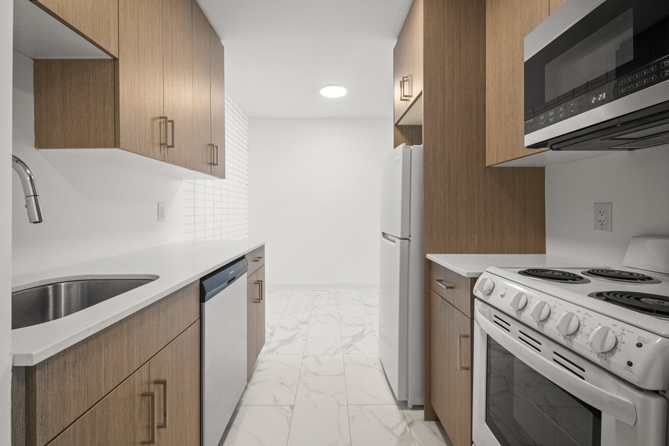 800 Beverley Street - Photo 6