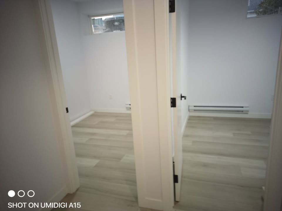 1046 Royse Avenue - Photo 3