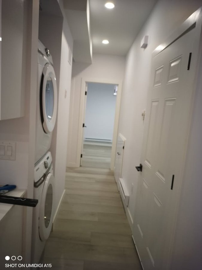 1046 Royse Avenue - Photo 2