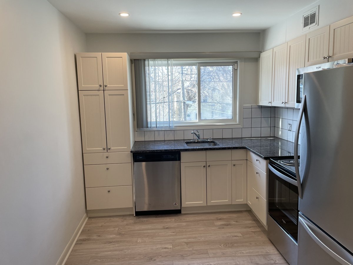 665 Corydon Avenue - Photo 17