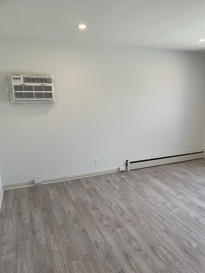665 Corydon Avenue - Photo 3