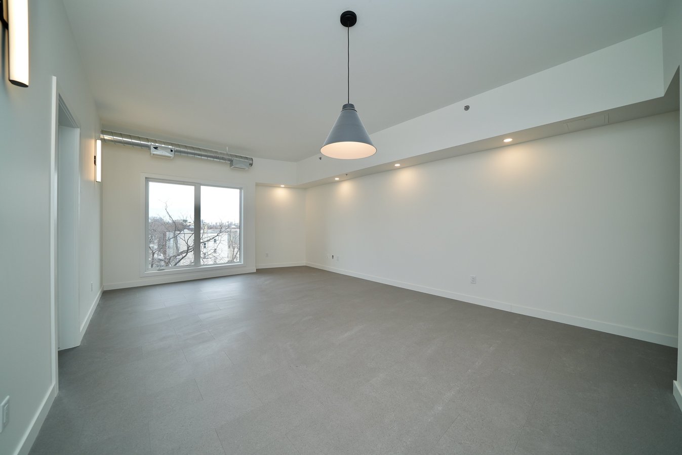 198 Sherbrook Street - Photo 3