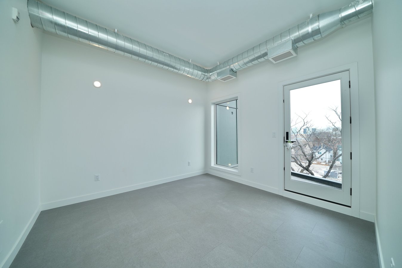 198 Sherbrook Street - Photo 4