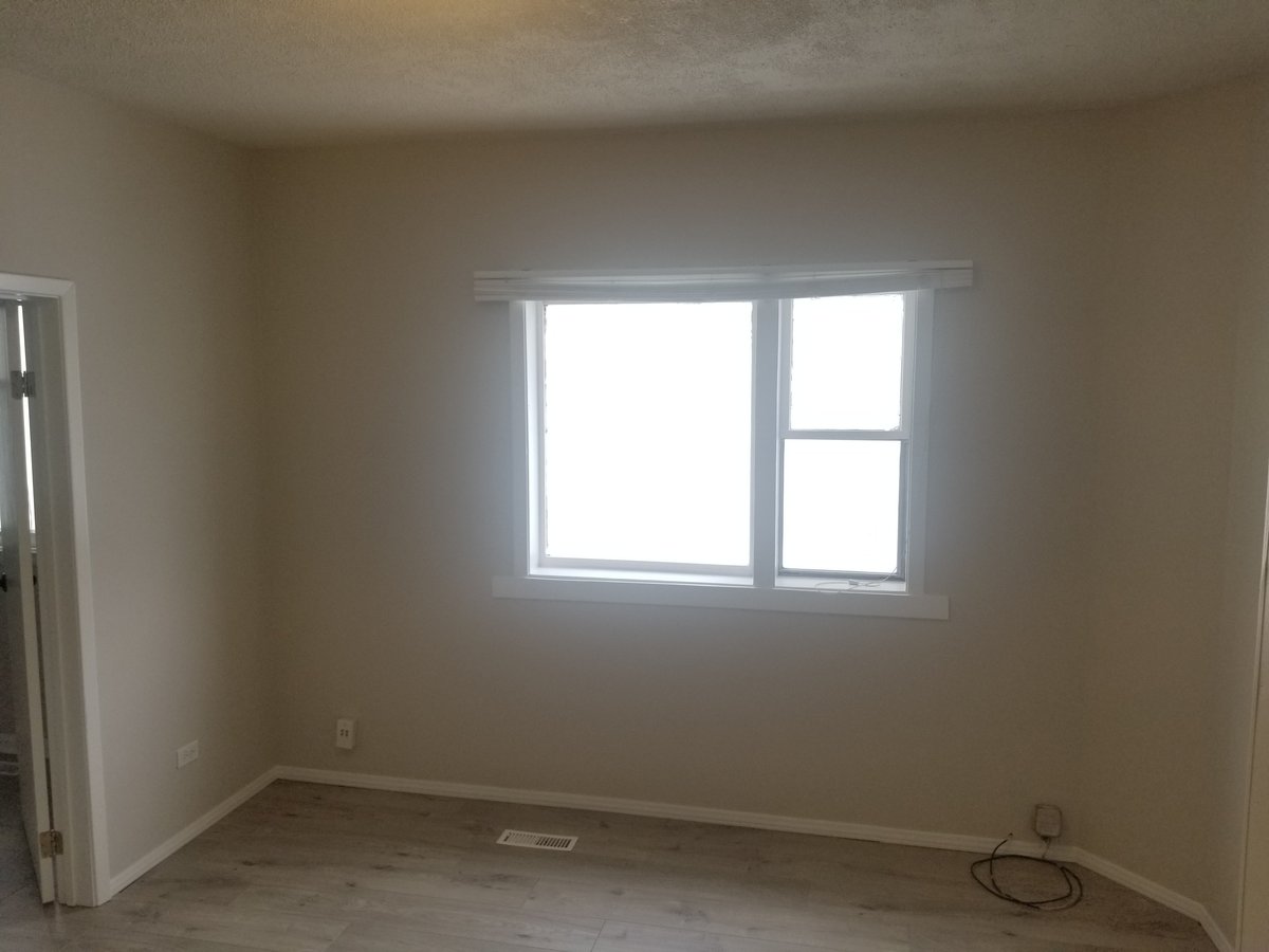 421 Furby Street - Photo 2