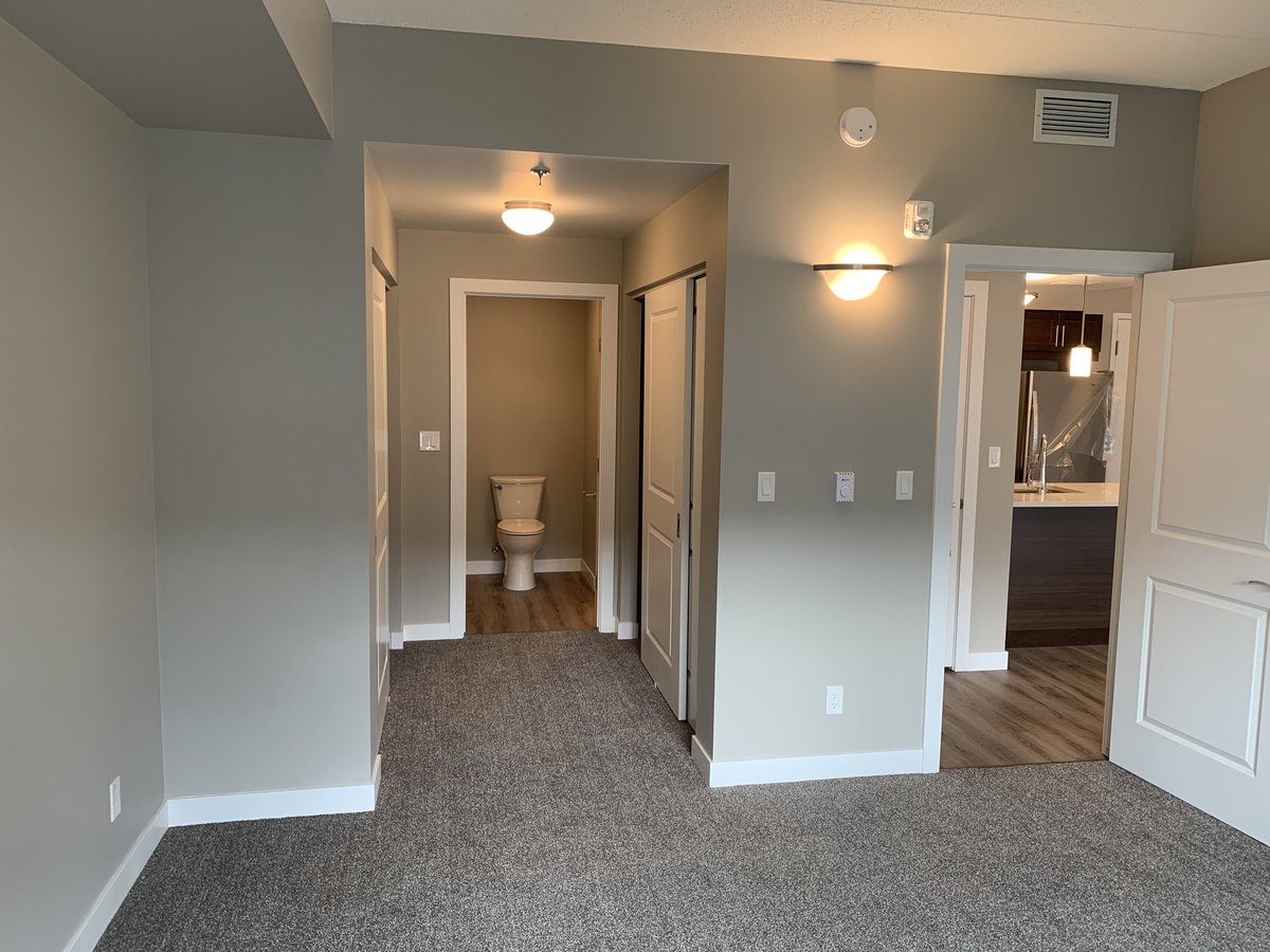 1255 Leila Avenue - Photo 6