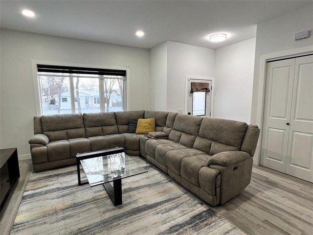1205 Edderton Avenue - Photo 2