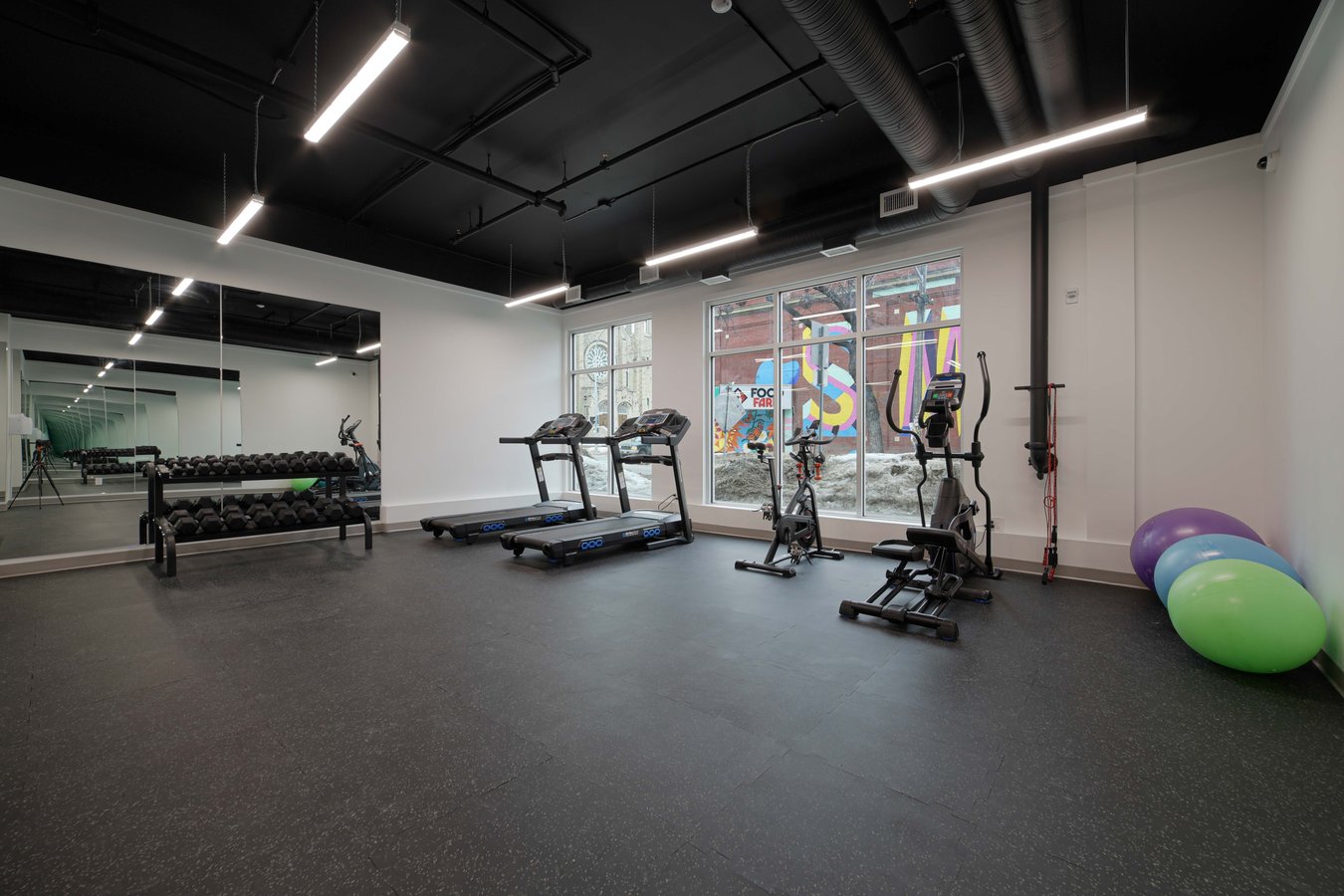 710 Westminster Avenue - Photo 29