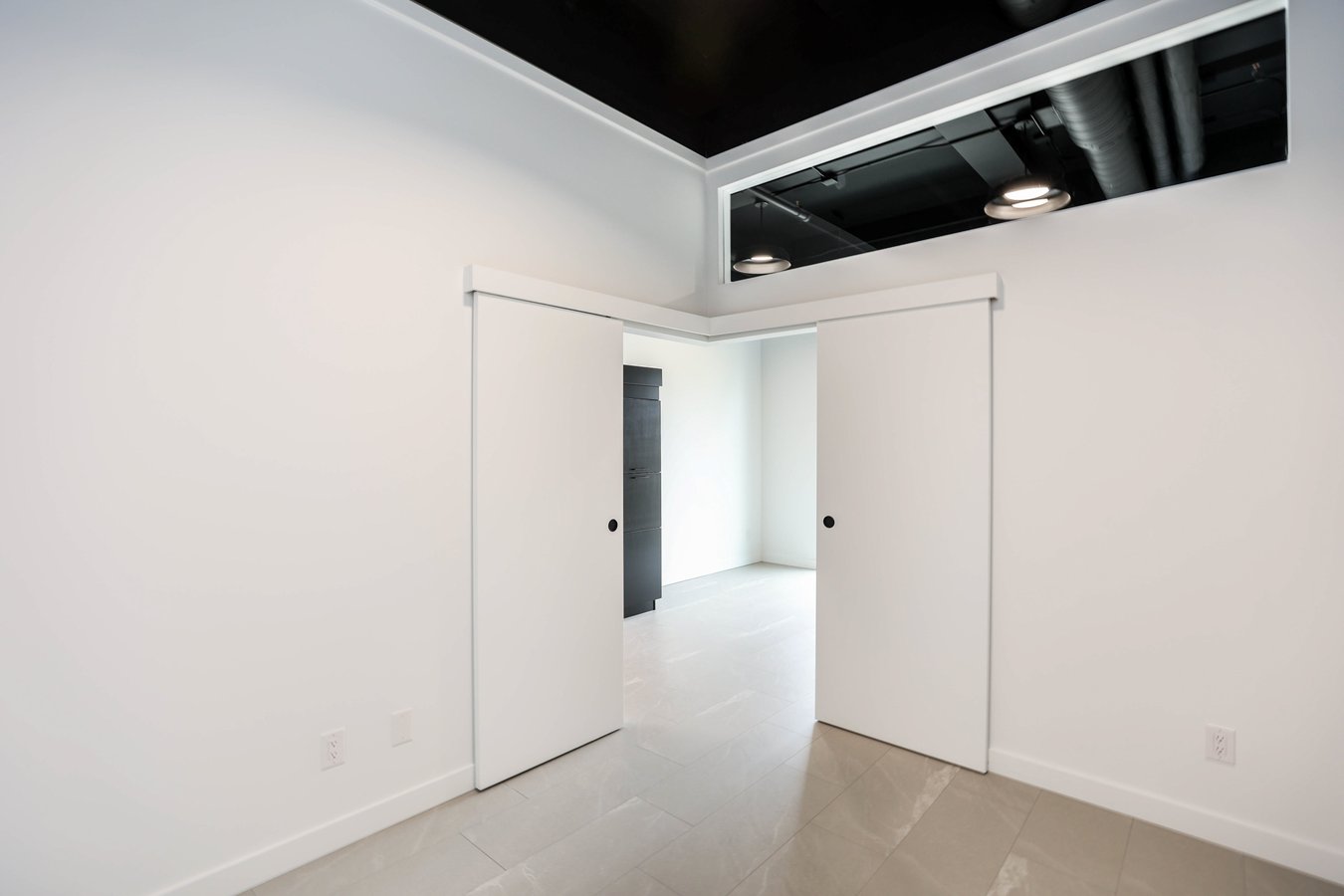 710 Westminster Avenue - Photo 18