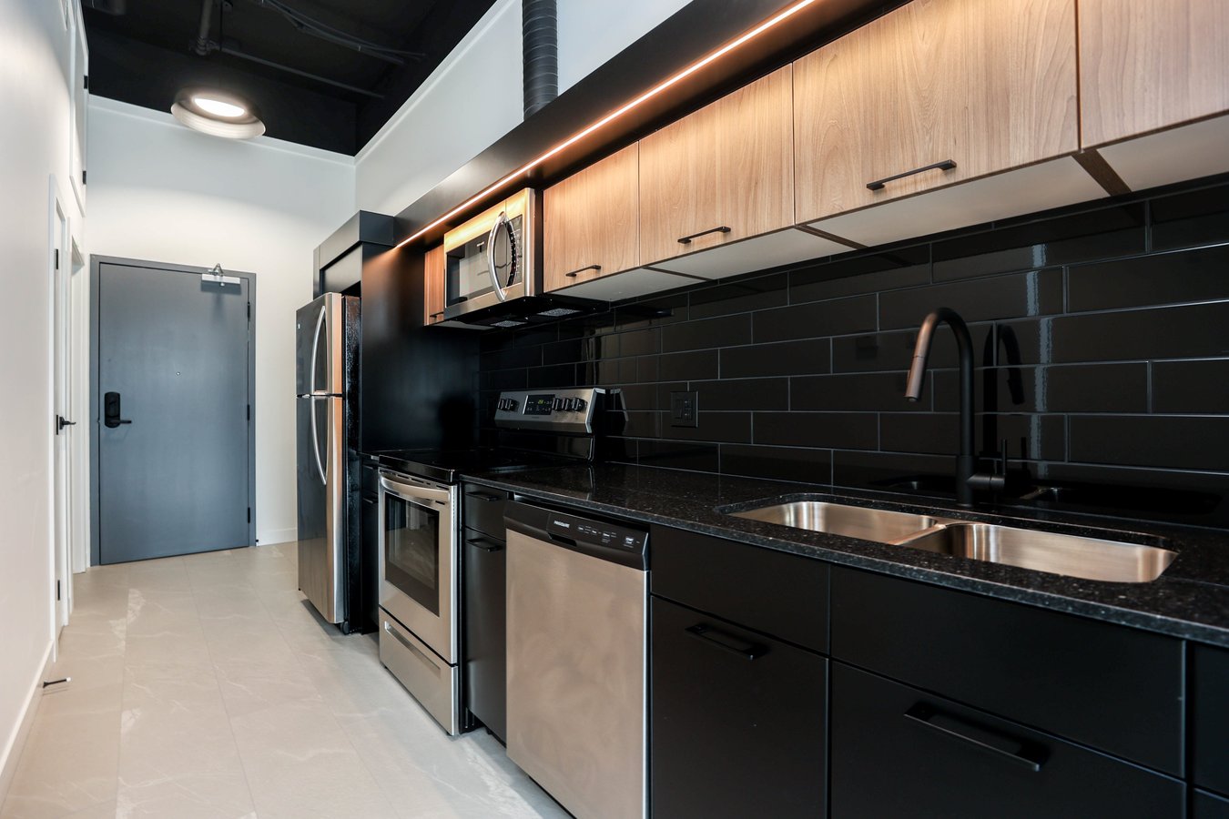 710 Westminster Avenue - Photo 9