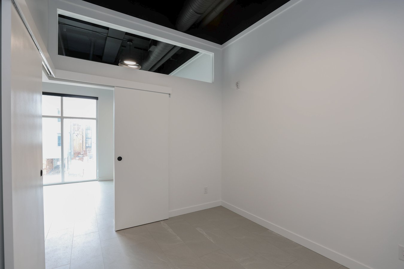 710 Westminster Avenue - Photo 19