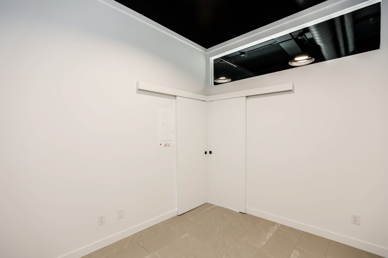 710 Westminster Avenue - Photo 20
