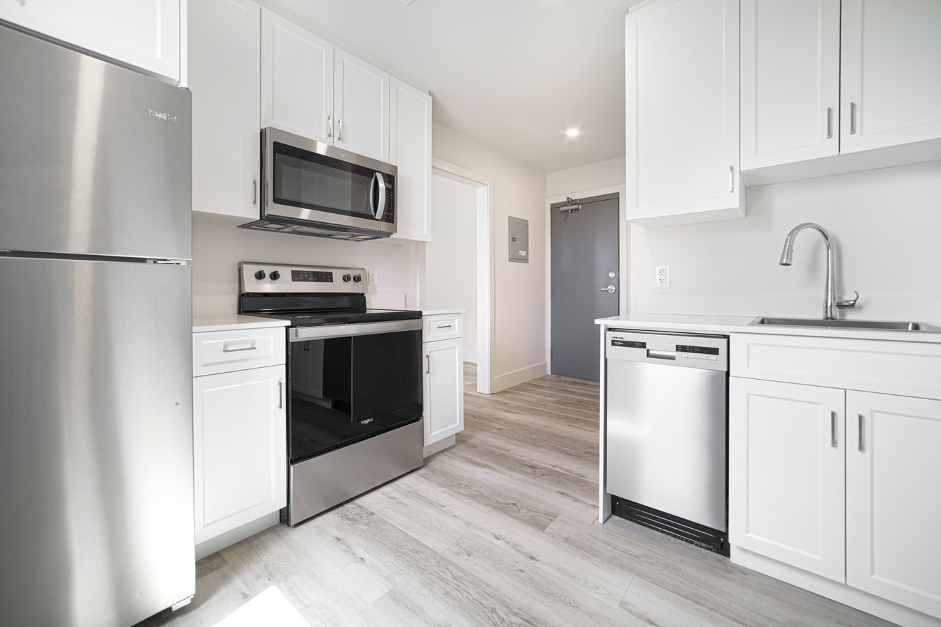 247 Young Street - Photo 8