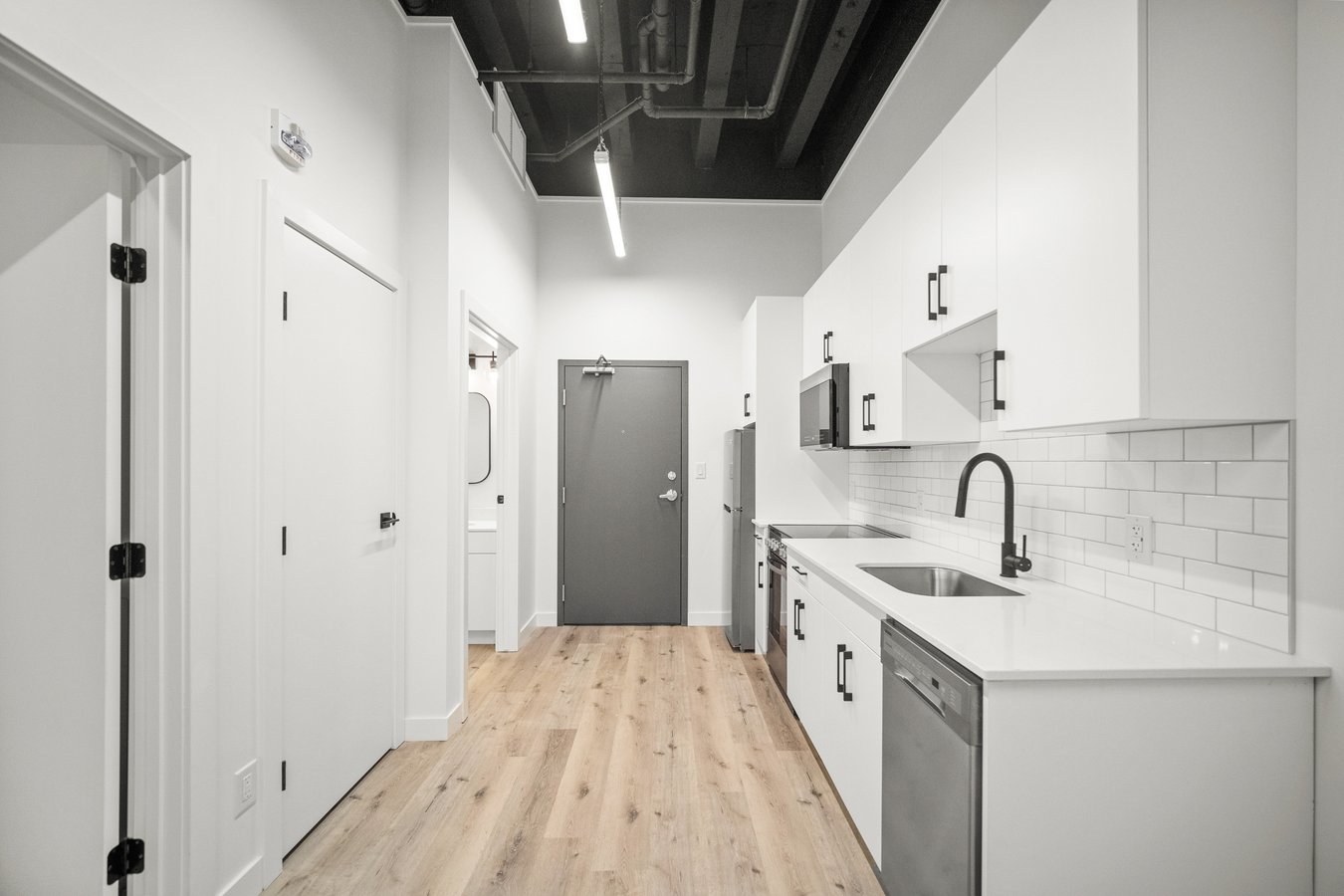 225 Vaughan Street - Photo 5
