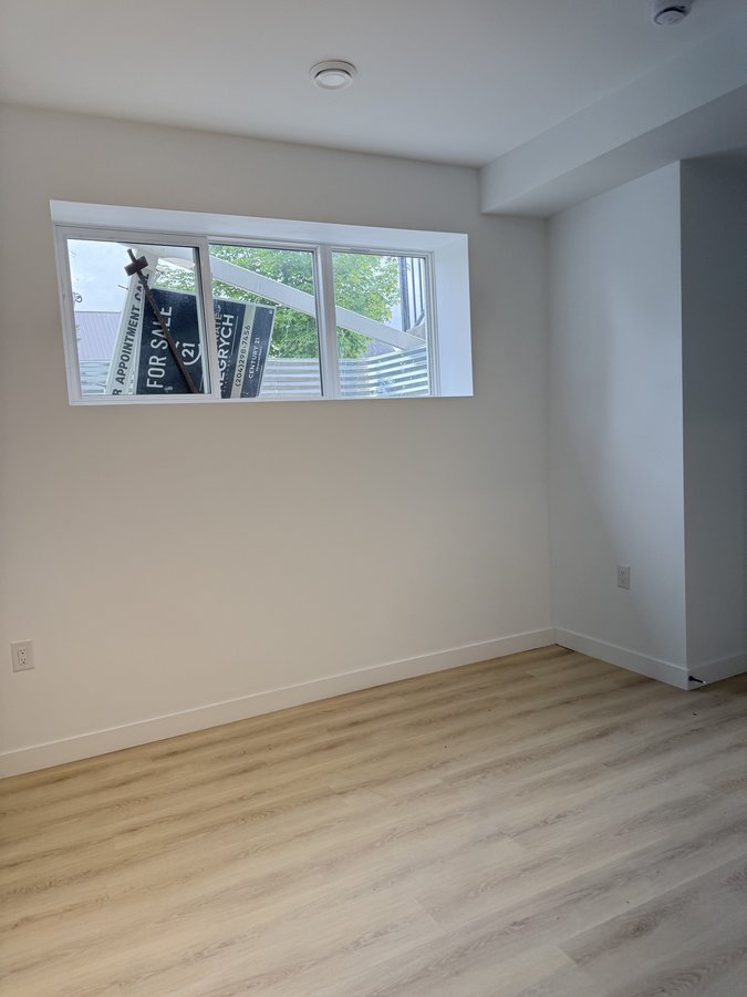 99 Haig Avenue - Photo 6
