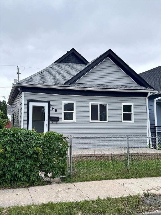 268 Martin Avenue West - Photo 1