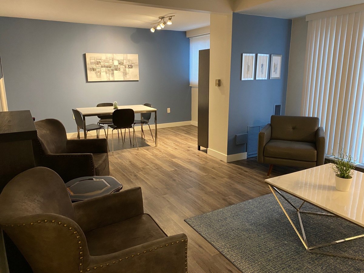 1179 Grant Avenue - Photo 2