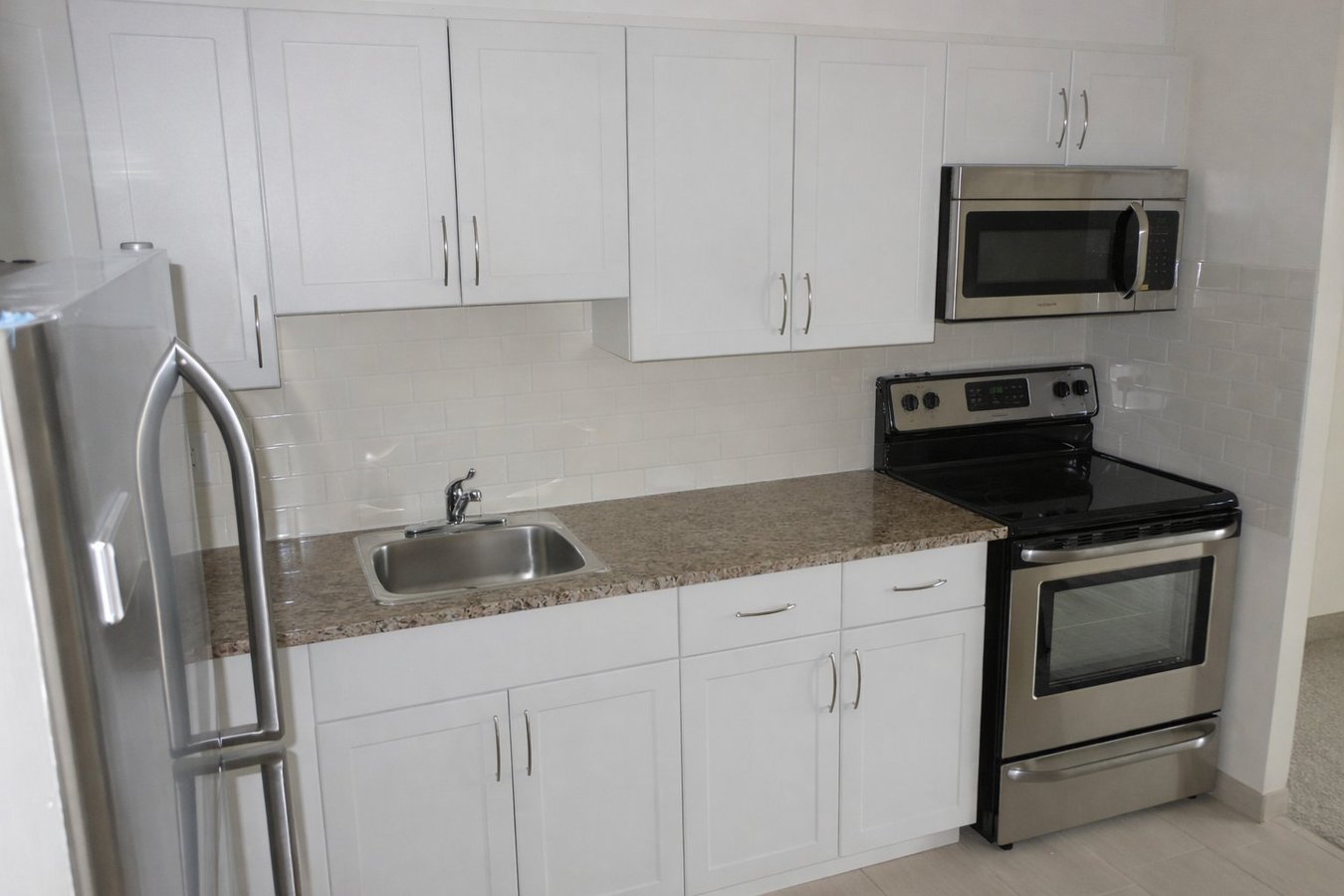 1179 Grant Avenue - Photo 8