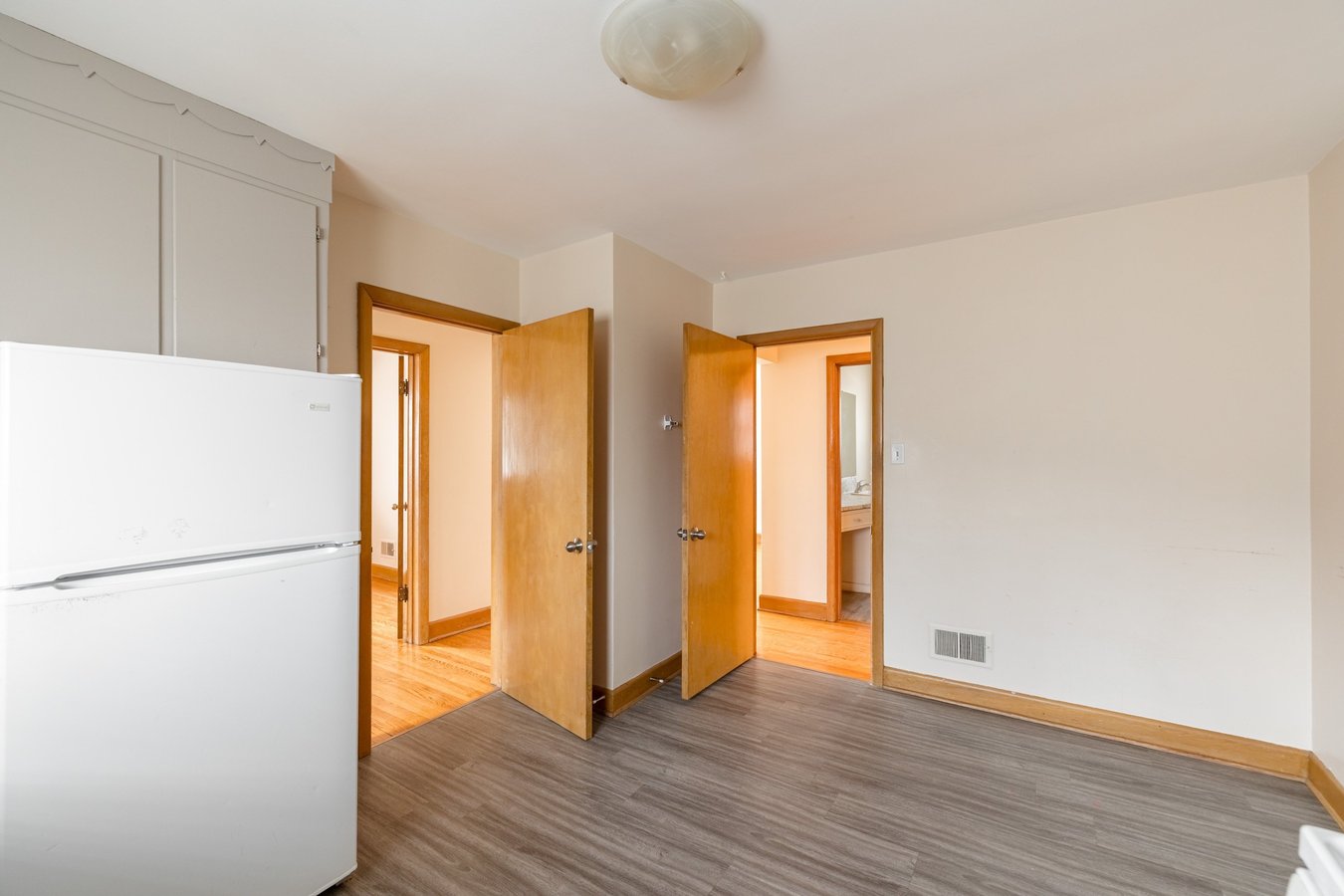 407 Semple Avenue - Photo 4