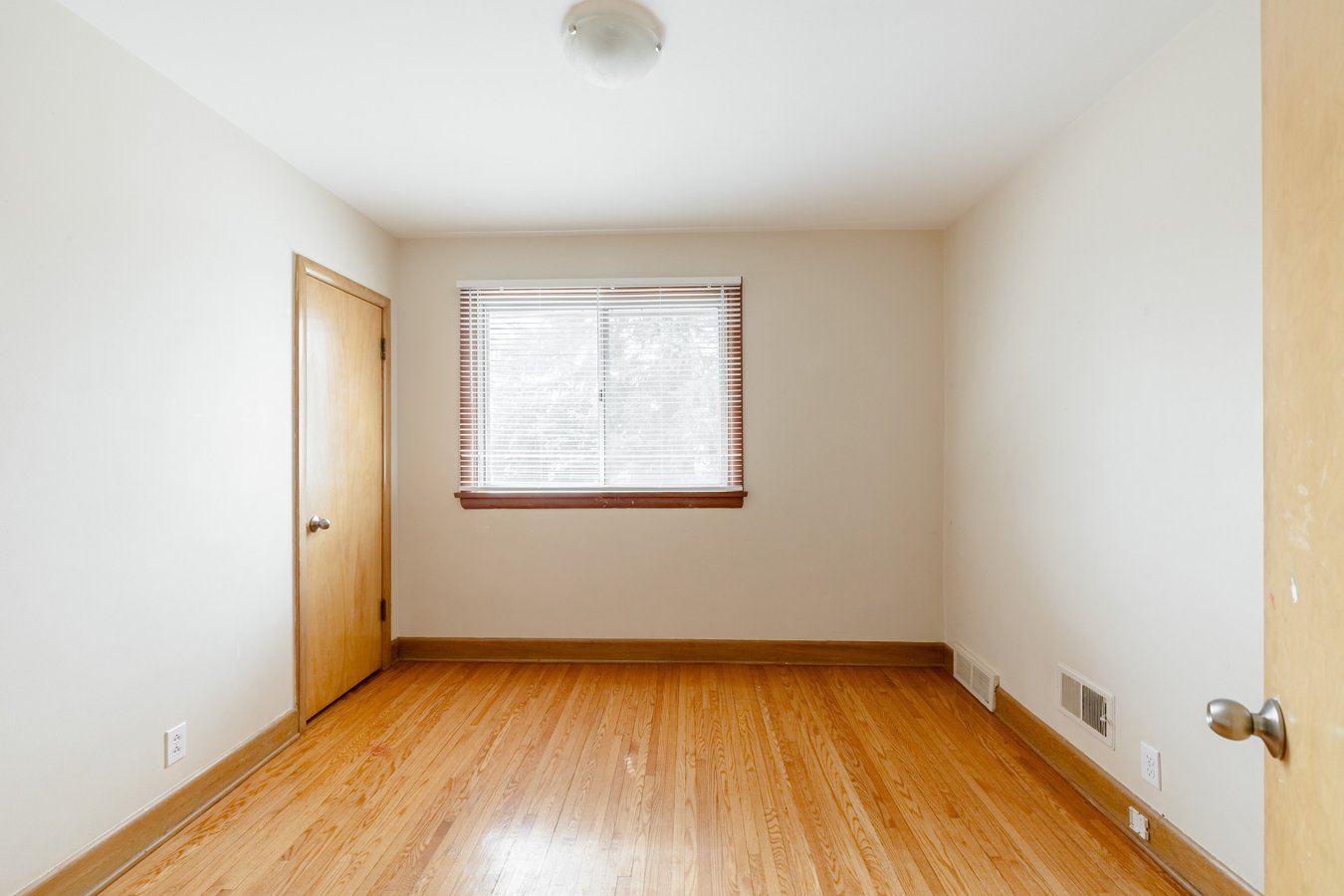 407 Semple Avenue - Photo 8