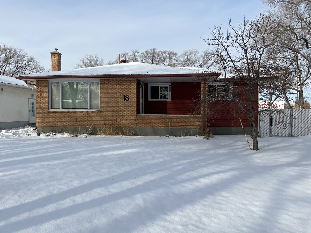 Winnipeg 4 Bedroom Apartments Condos and Houses for Rent