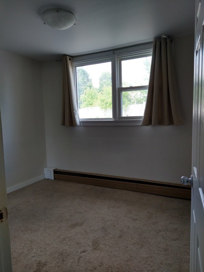 403 Saint Anne's Road - Photo 5