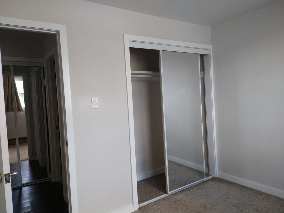 403 Saint Anne's Road - Photo 6