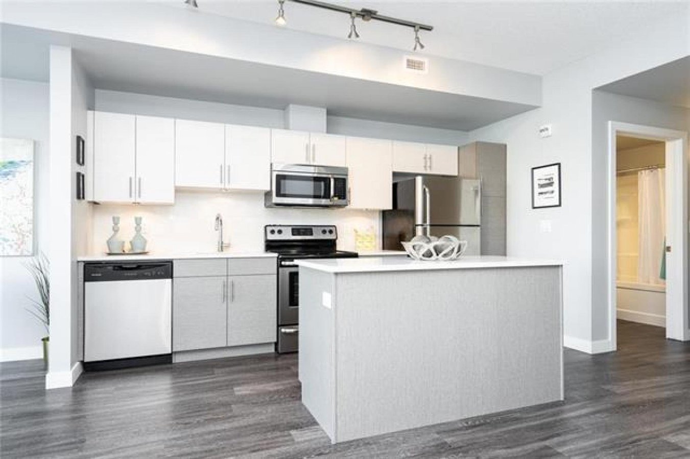 Winnipeg MB Basements, Houses and Condos for Rent