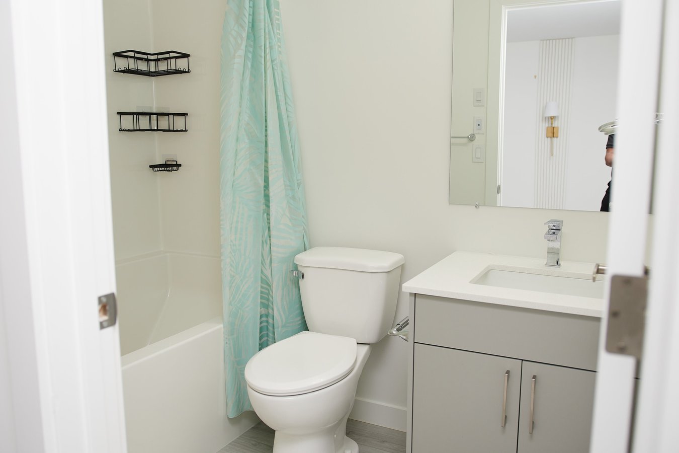 1602 Ravelston Avenue West - Photo 13