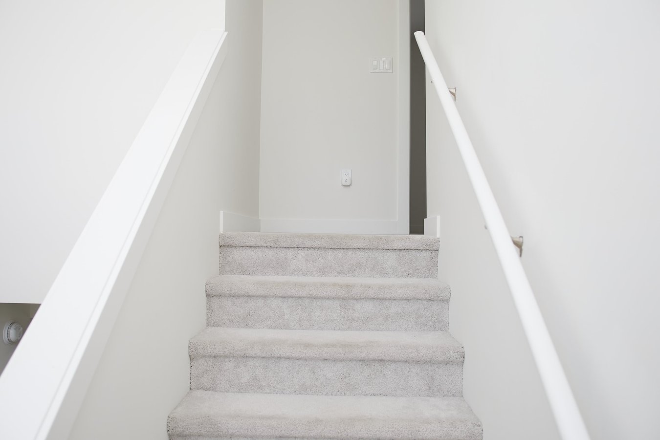 1602 Ravelston Avenue West - Photo 17