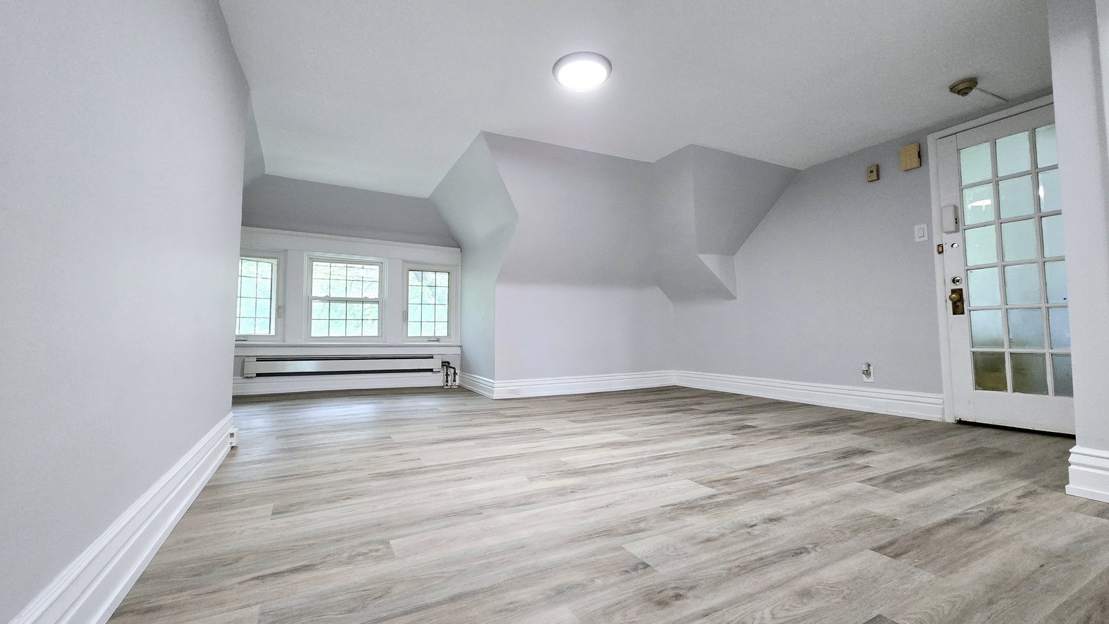 999 Grosvenor Avenue - Photo 6