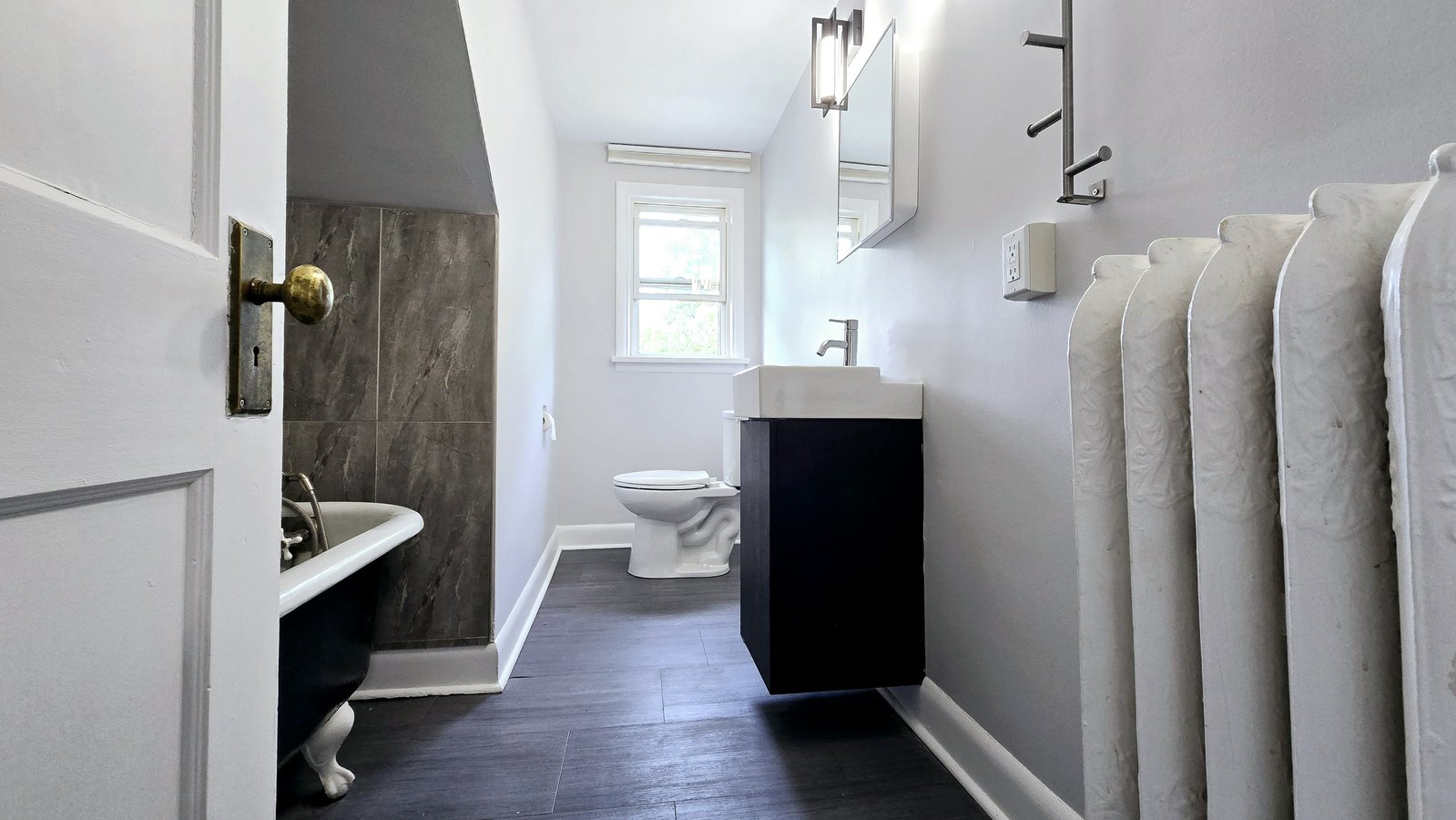 999 Grosvenor Avenue - Photo 9