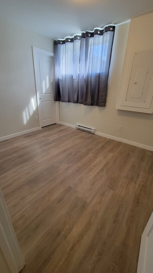 2216 Gallagher Avenue - Photo 7