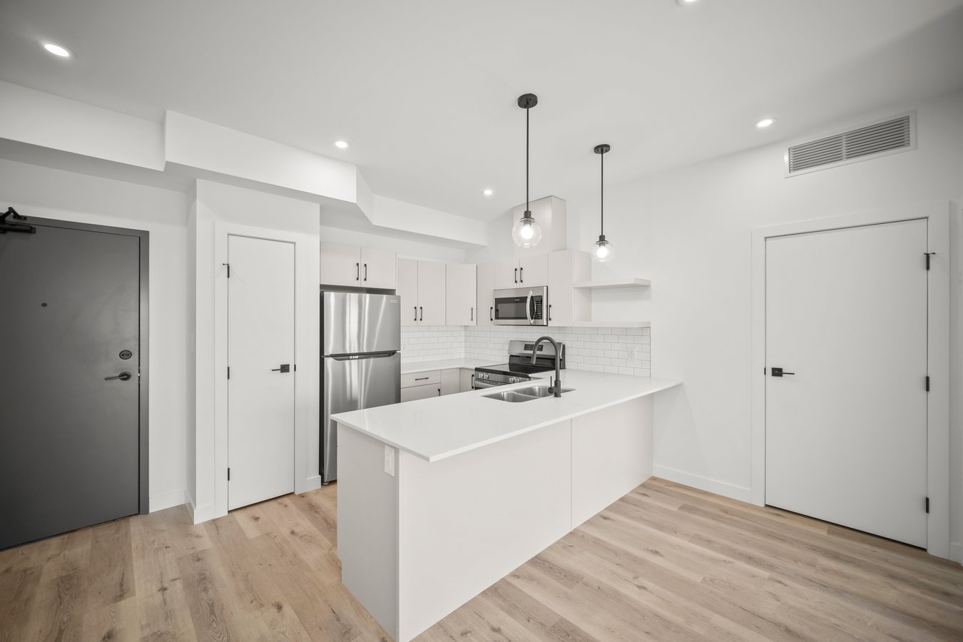 1800 Leila Avenue - Photo 10