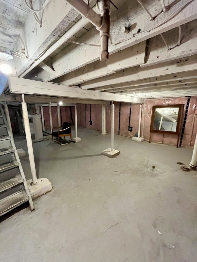 218 Young Street - Photo 7