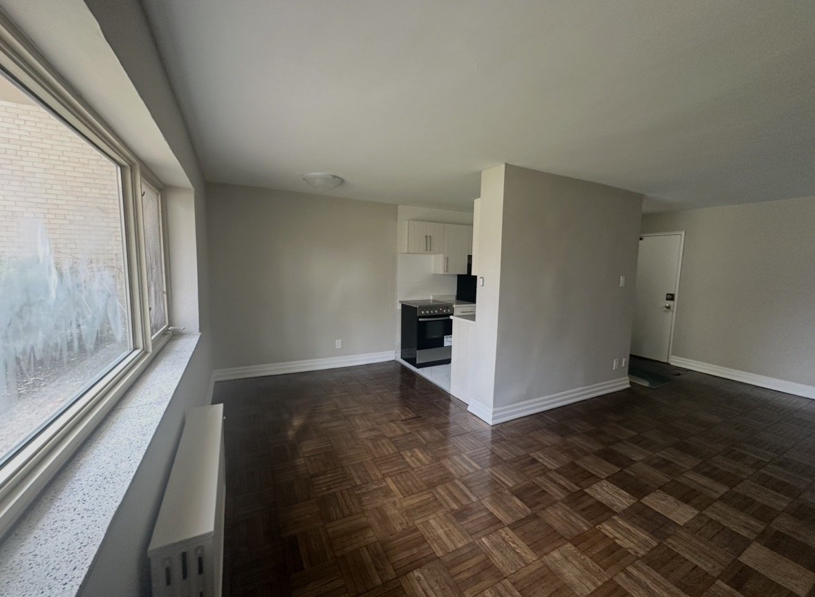 836 Roselawn Avenue - Photo 3