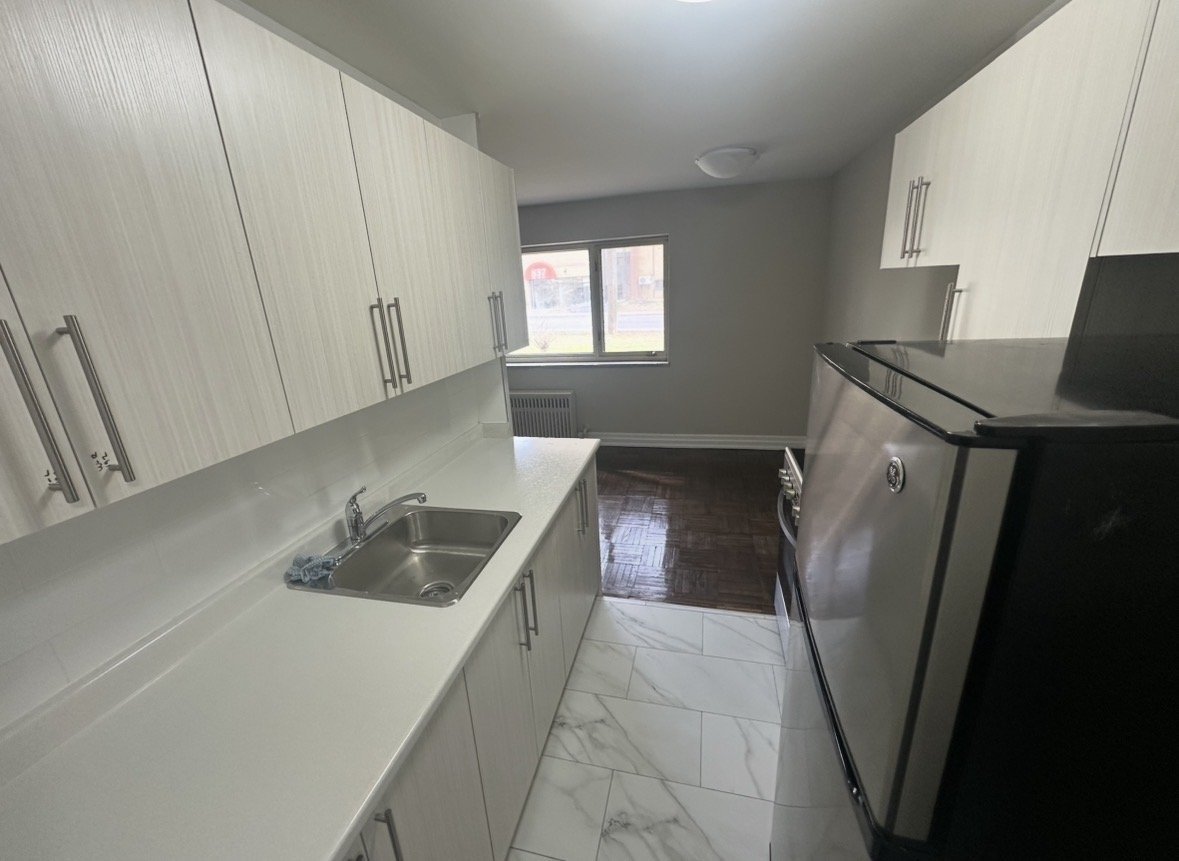 836 Roselawn Avenue - Photo 5