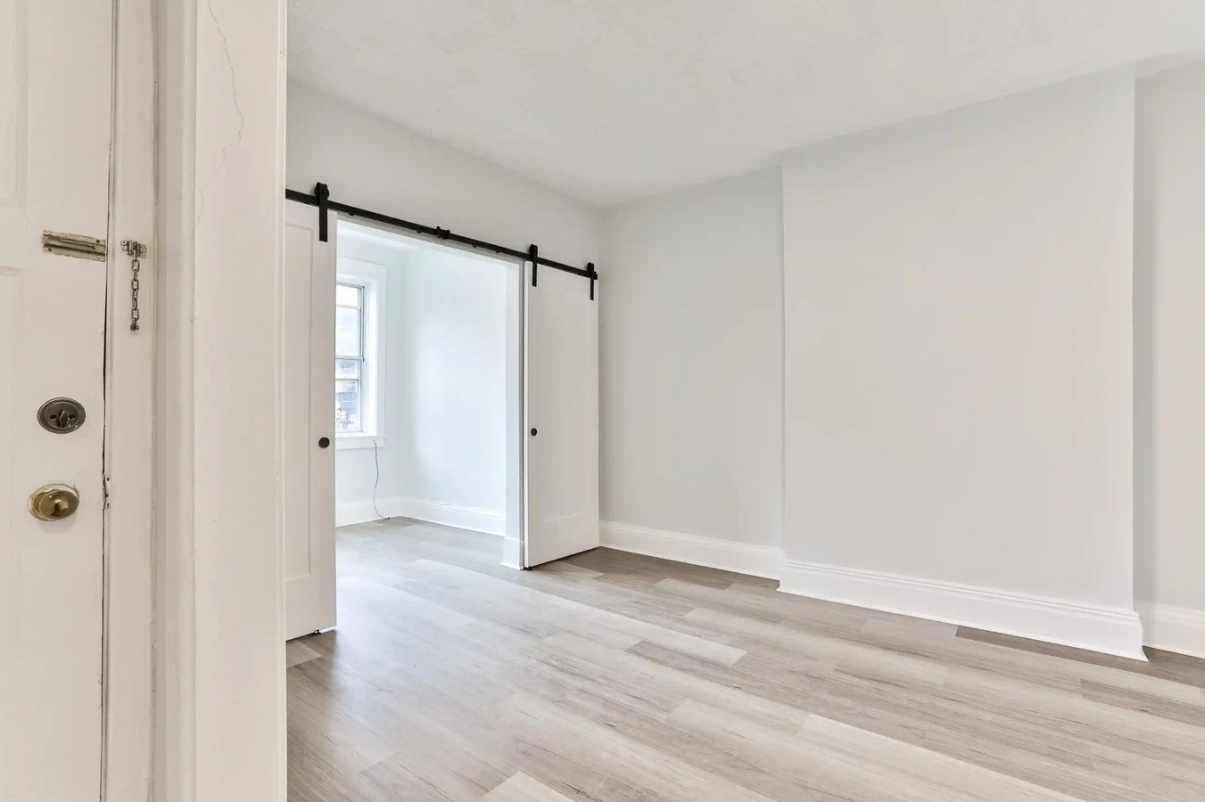 153 Vaughan Road - Photo 9