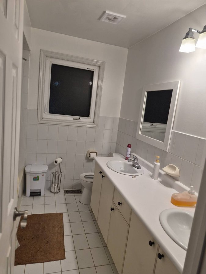 Gray Avenue - Photo 12