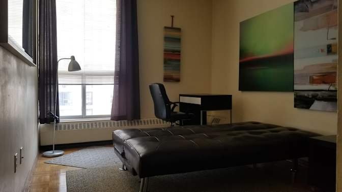 Ridelle Avenue - Photo 2