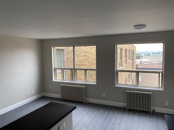 2558 Eglinton Avenue West - Photo 2