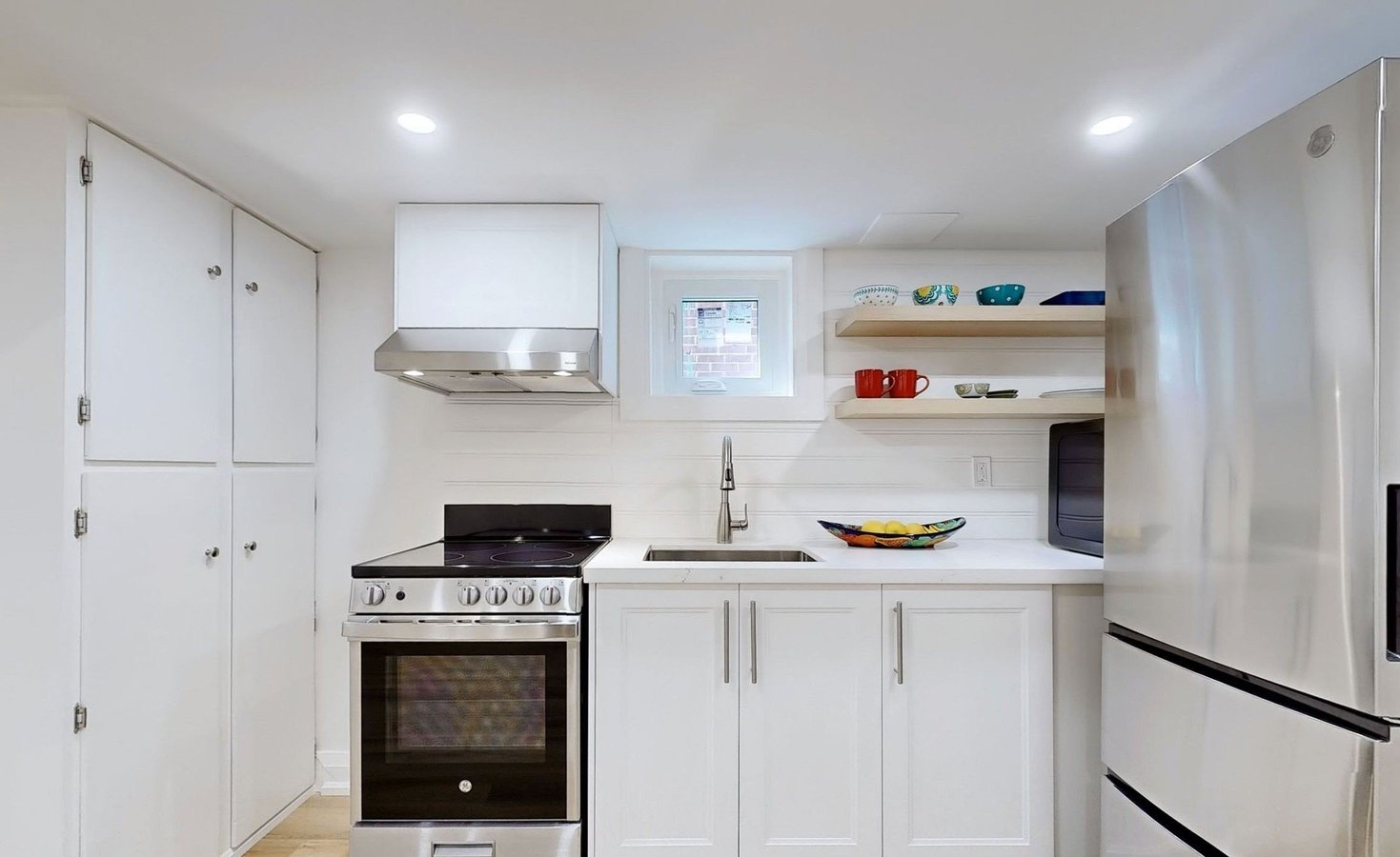 106 Cameron Avenue - Photo 2