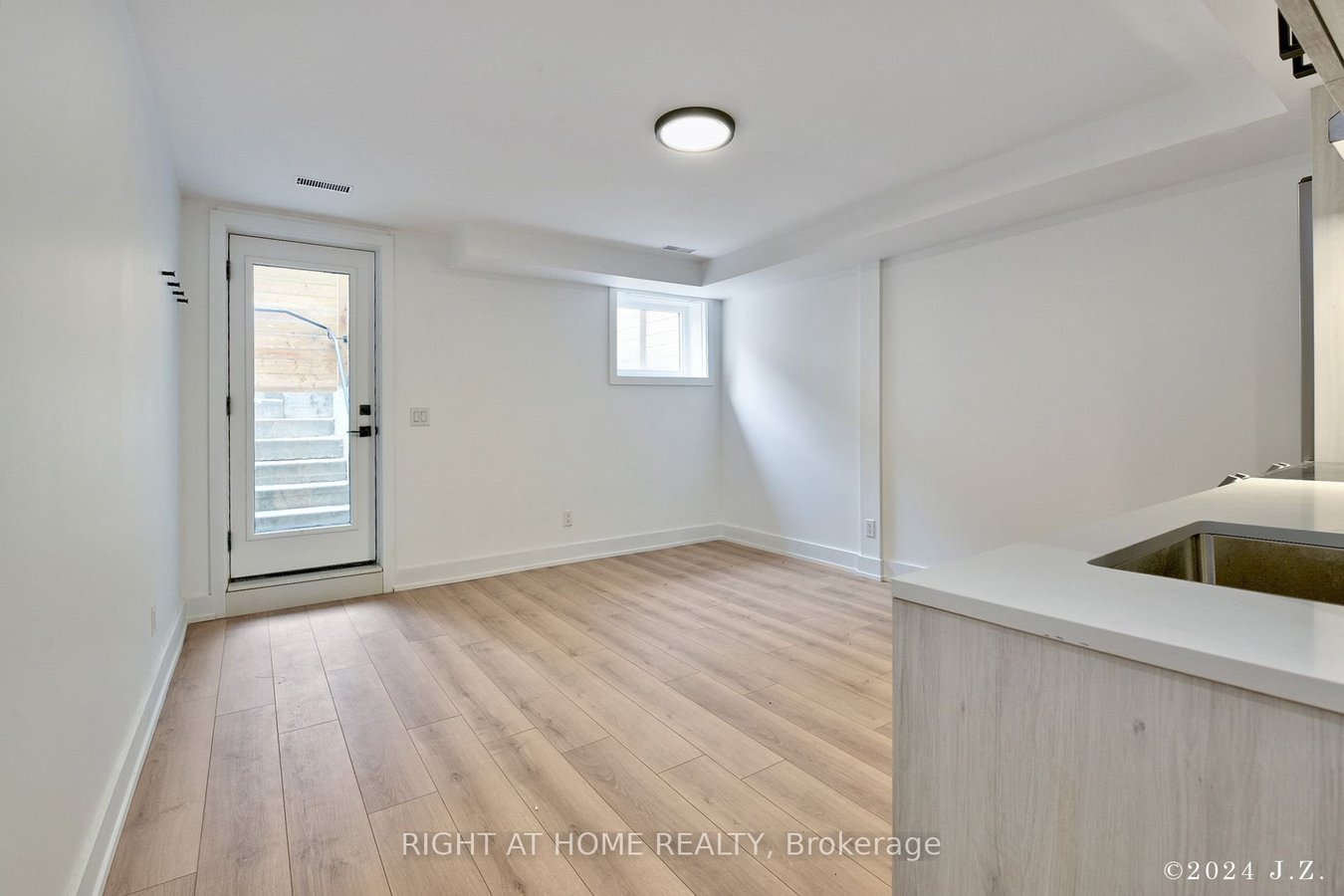 50B Lanark Avenue - Photo 5
